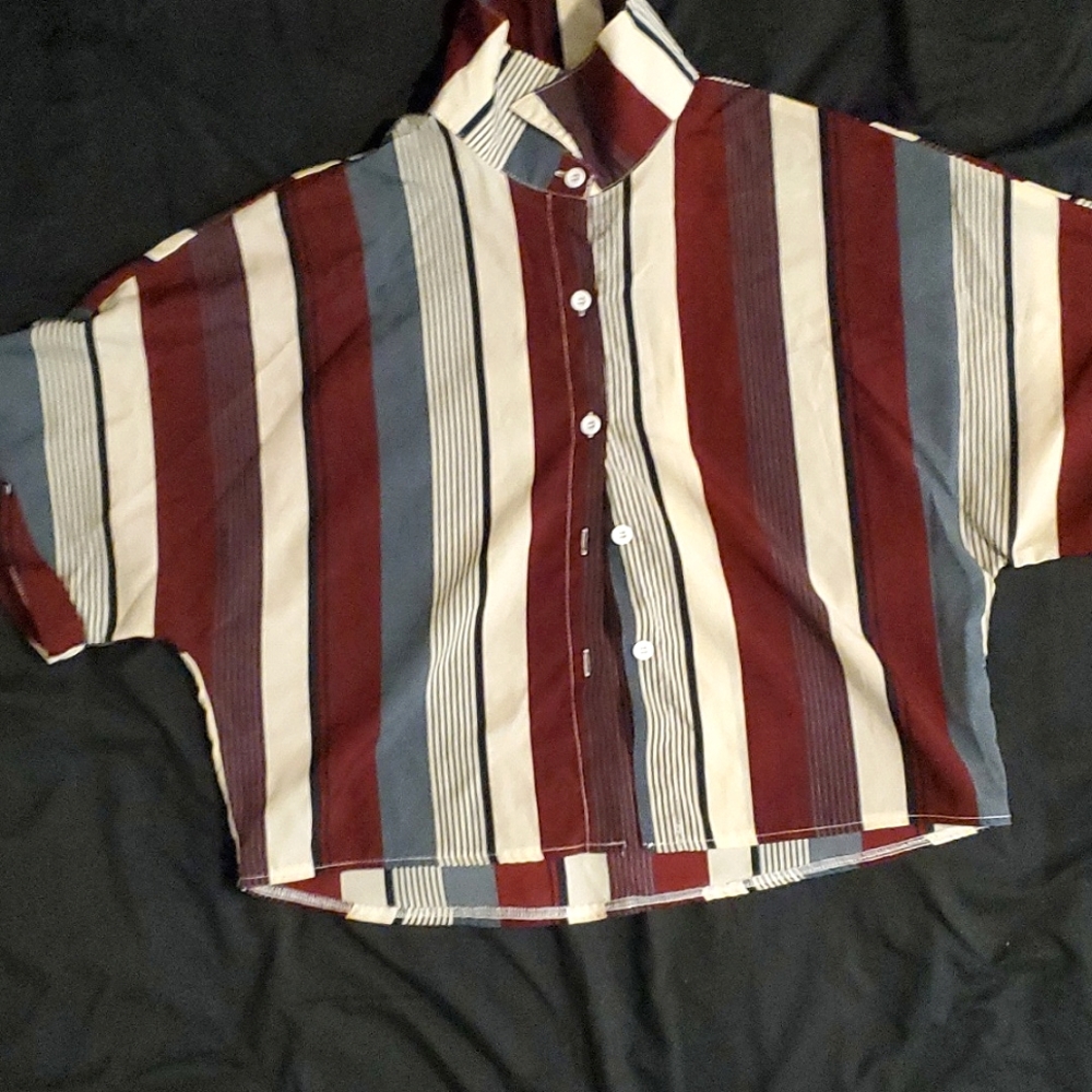 ROWME Cropped Collared Button-up Dad Shirt
